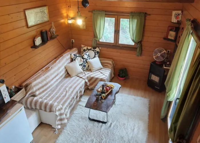 το σπιτάκι του σπύρου Oinokhorion